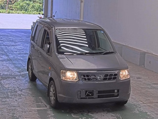 Nissan Otti