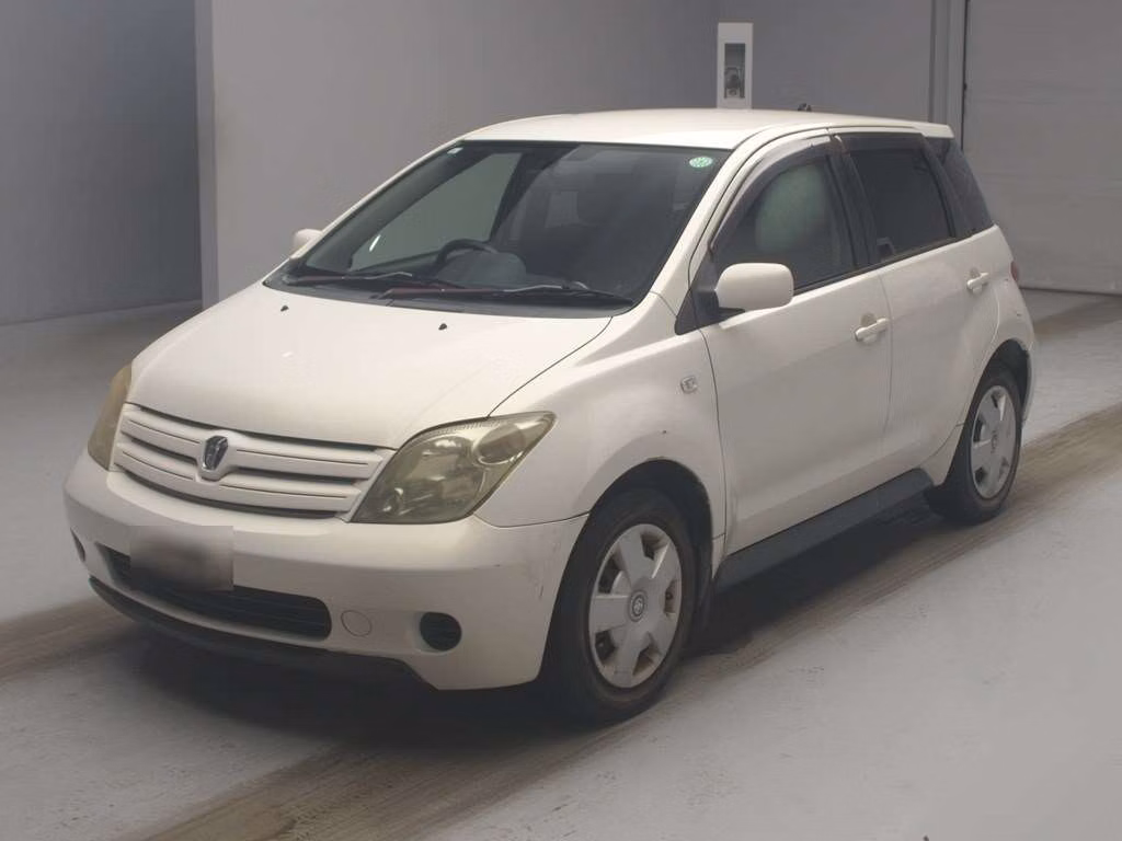 TOYOTA IST