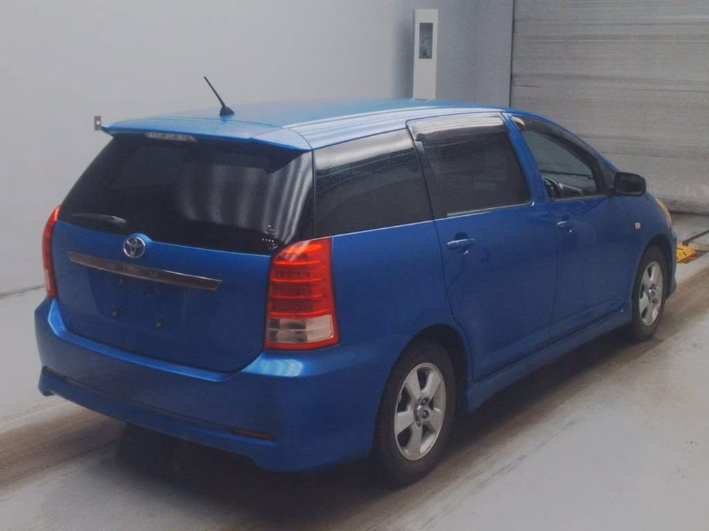TOYOTA WISH