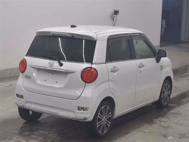 Toyota Pixis Joy