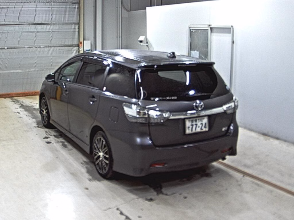 TOYOTA WISH