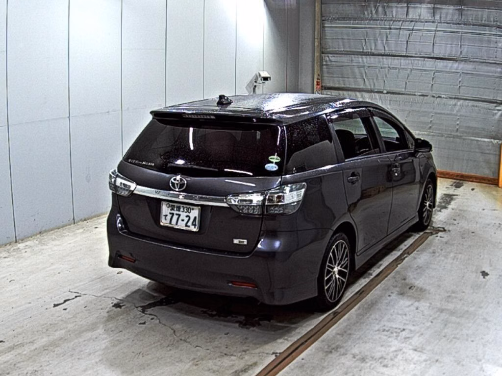 TOYOTA WISH