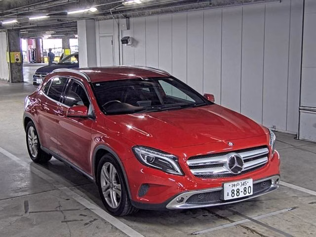 MERCEDES-BENZ GLA-CLASS