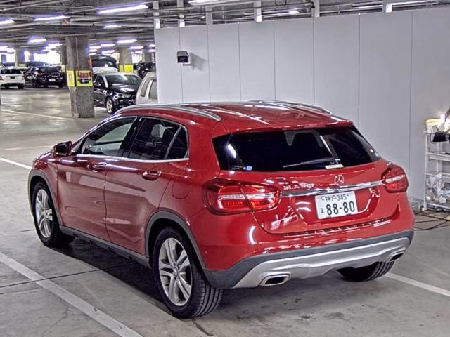 MERCEDES-BENZ GLA-CLASS