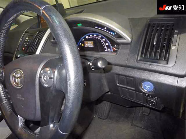 TOYOTA SAI