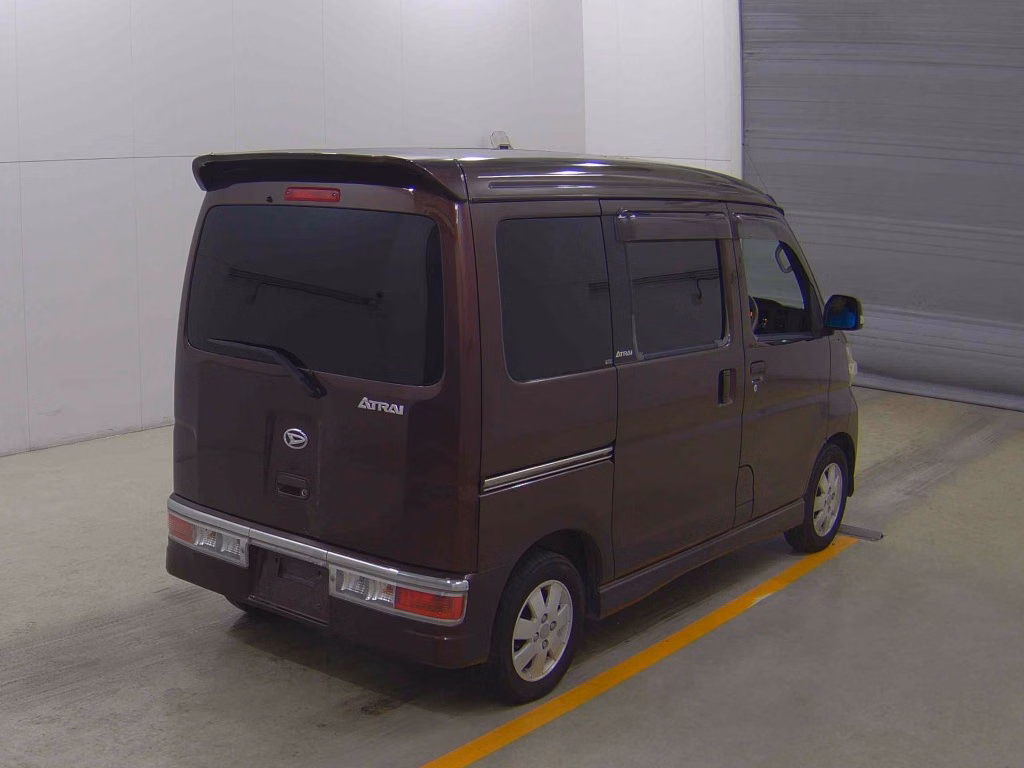 Daihatsu Atrai