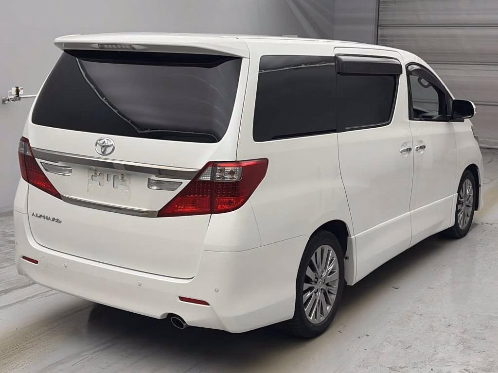 TOYOTA ALPHARD