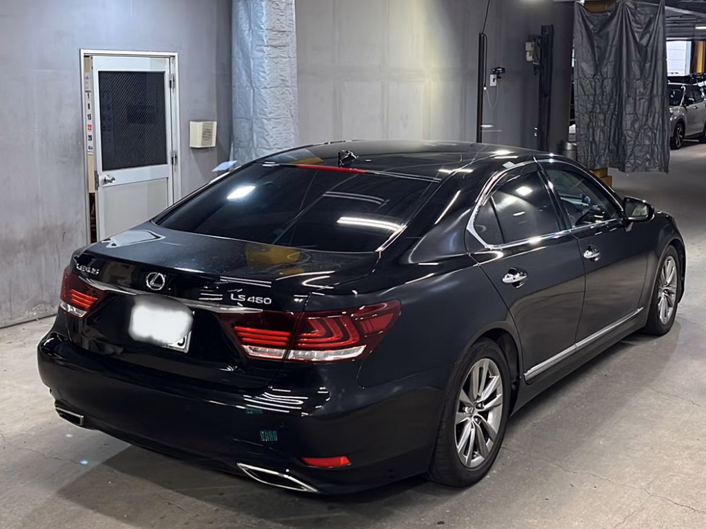 Lexus LS460