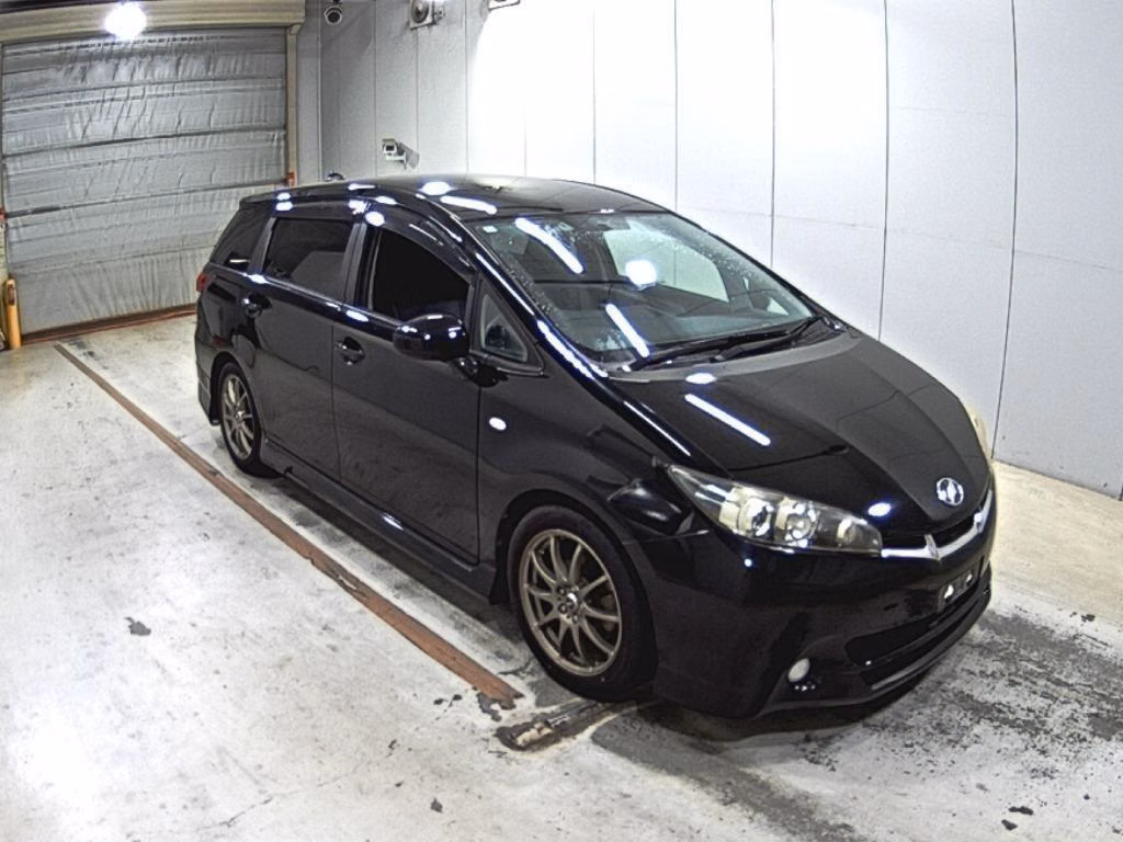 TOYOTA WISH