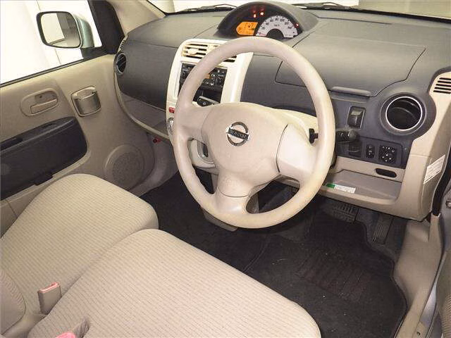Nissan Otti