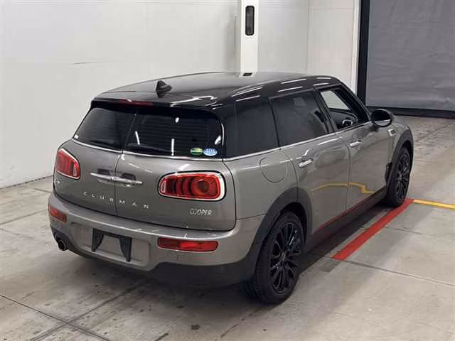 MINI CLUBMAN