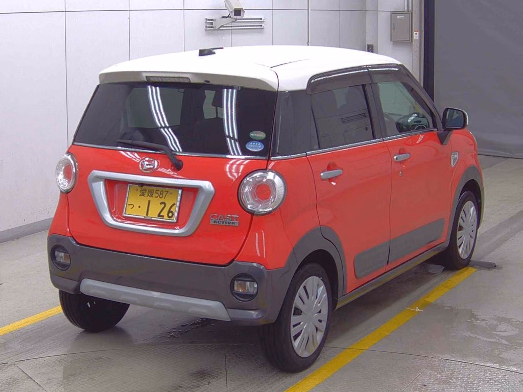 DAIHATSU CAST