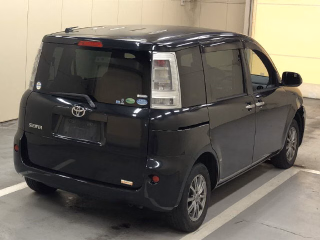 TOYOTA SIENTA