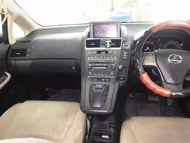 Lexus HS250h