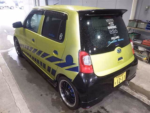 Daihatsu Esse