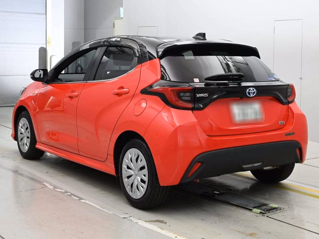 TOYOTA YARIS