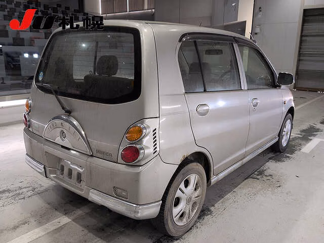 Mitsubishi Minica