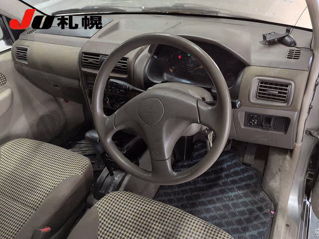 Mitsubishi Minica