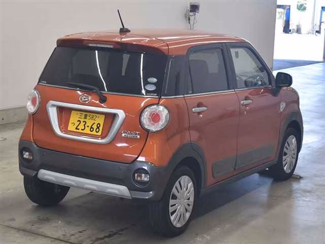 Daihatsu Cast