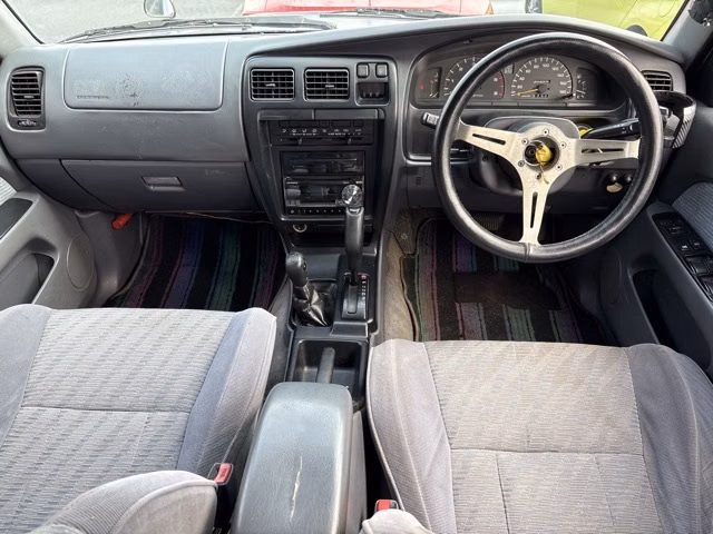 TOYOTA HILUX SURF