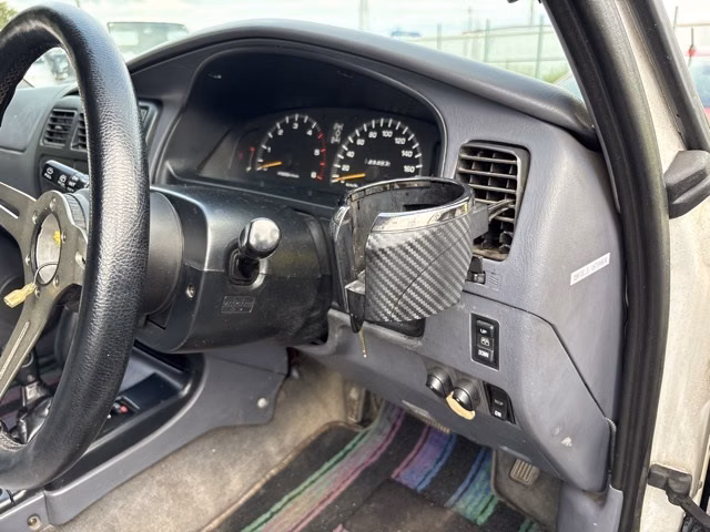 TOYOTA HILUX SURF