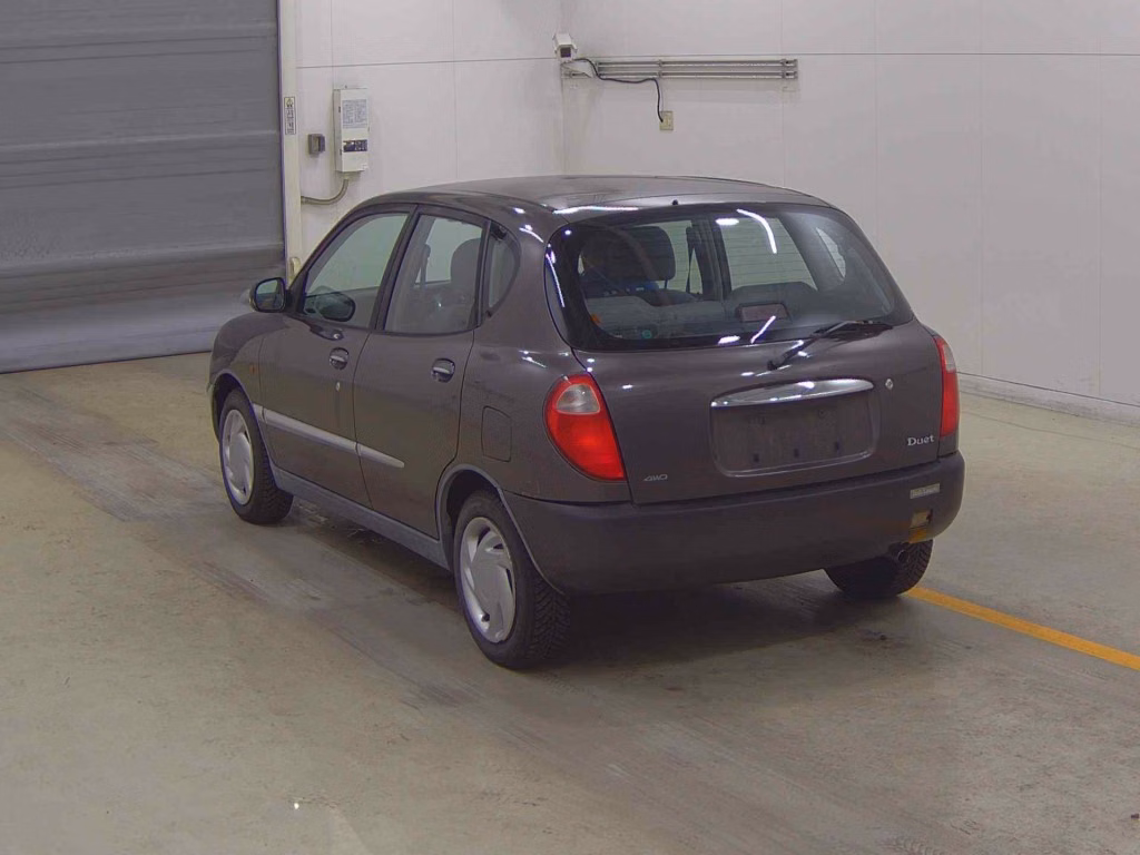 TOYOTA DUET