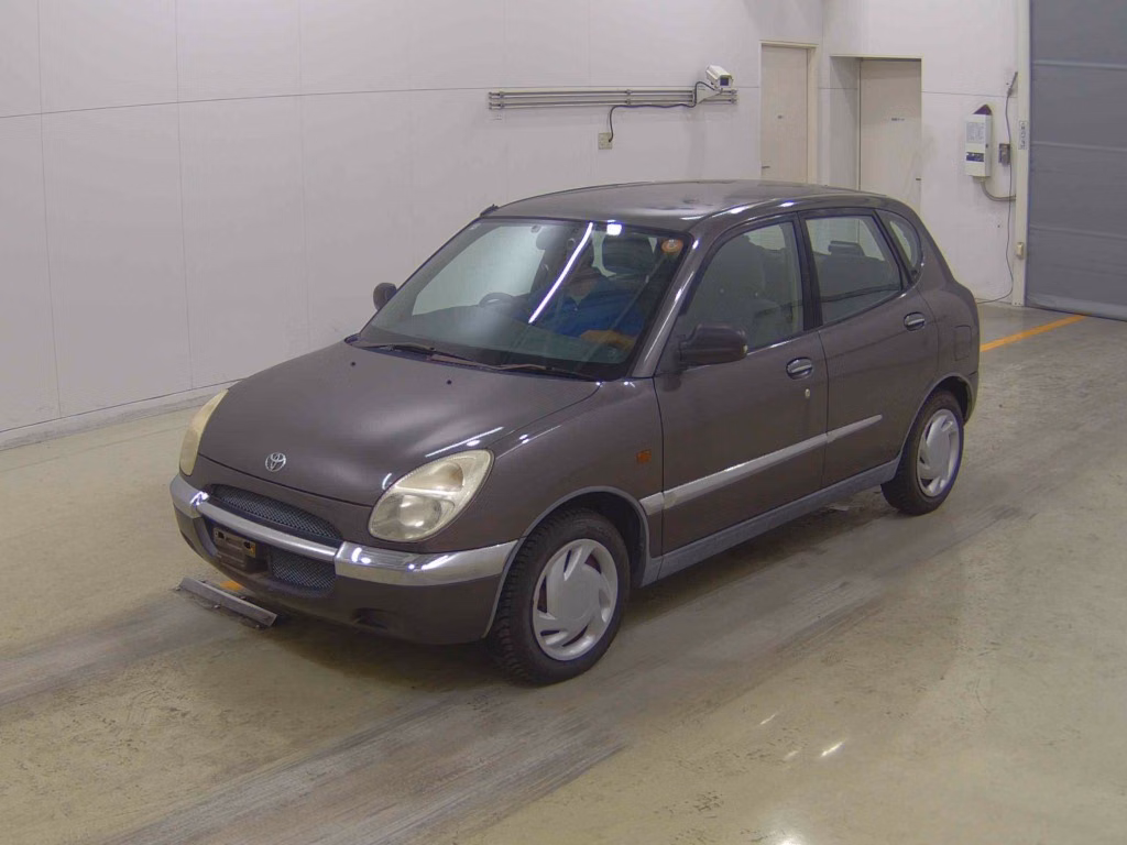 TOYOTA DUET