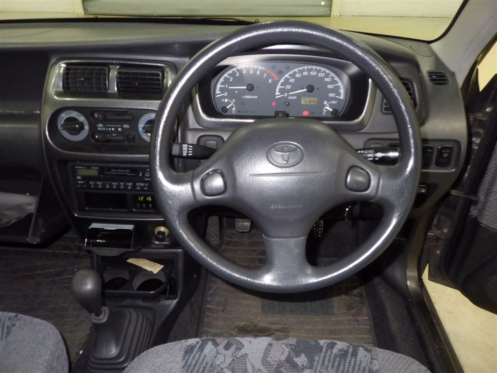 TOYOTA DUET
