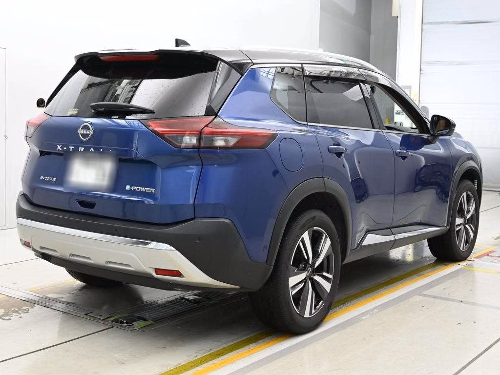 NISSAN X-TRAIL