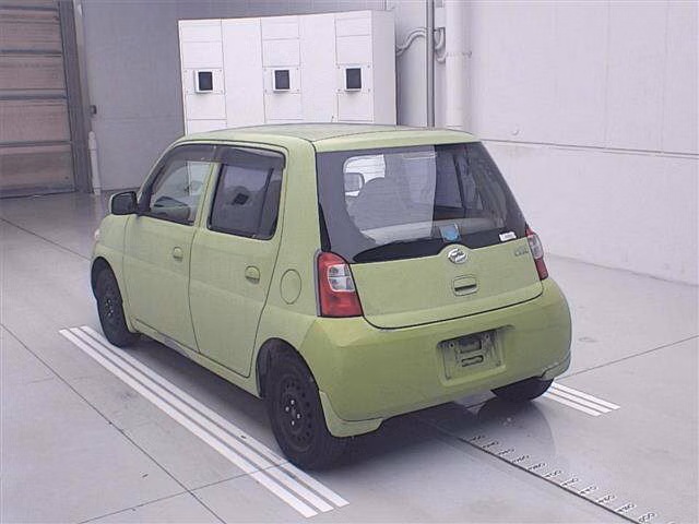Daihatsu Esse