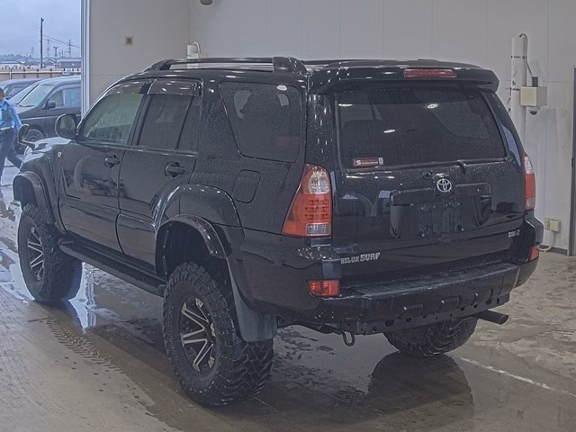 TOYOTA HILUX SURF