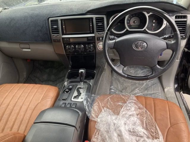 TOYOTA HILUX SURF