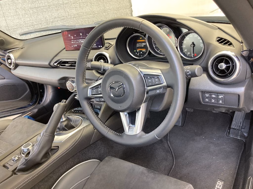 MAZDA ROADSTER