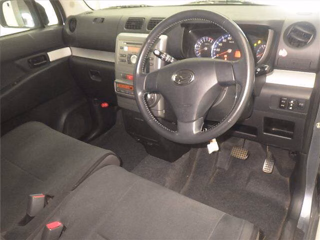 Daihatsu Move Conte