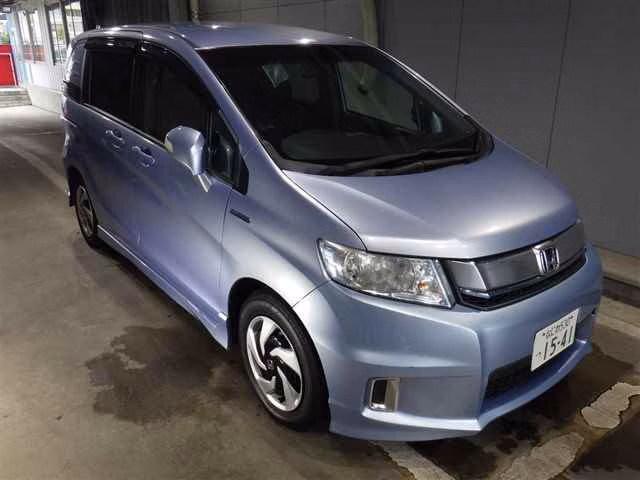 Honda Freed Spike