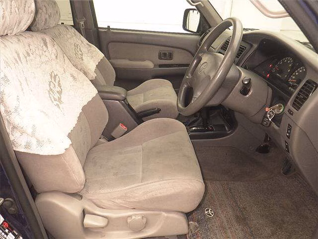 TOYOTA HILUX SURF