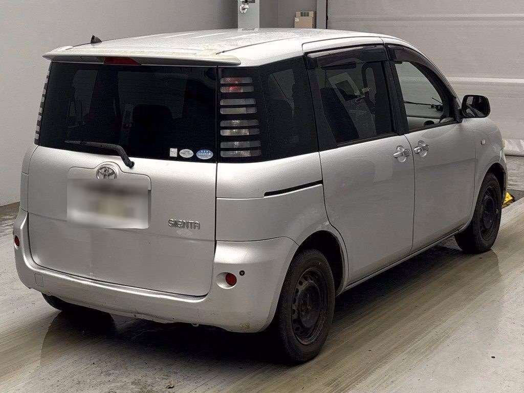 TOYOTA SIENTA