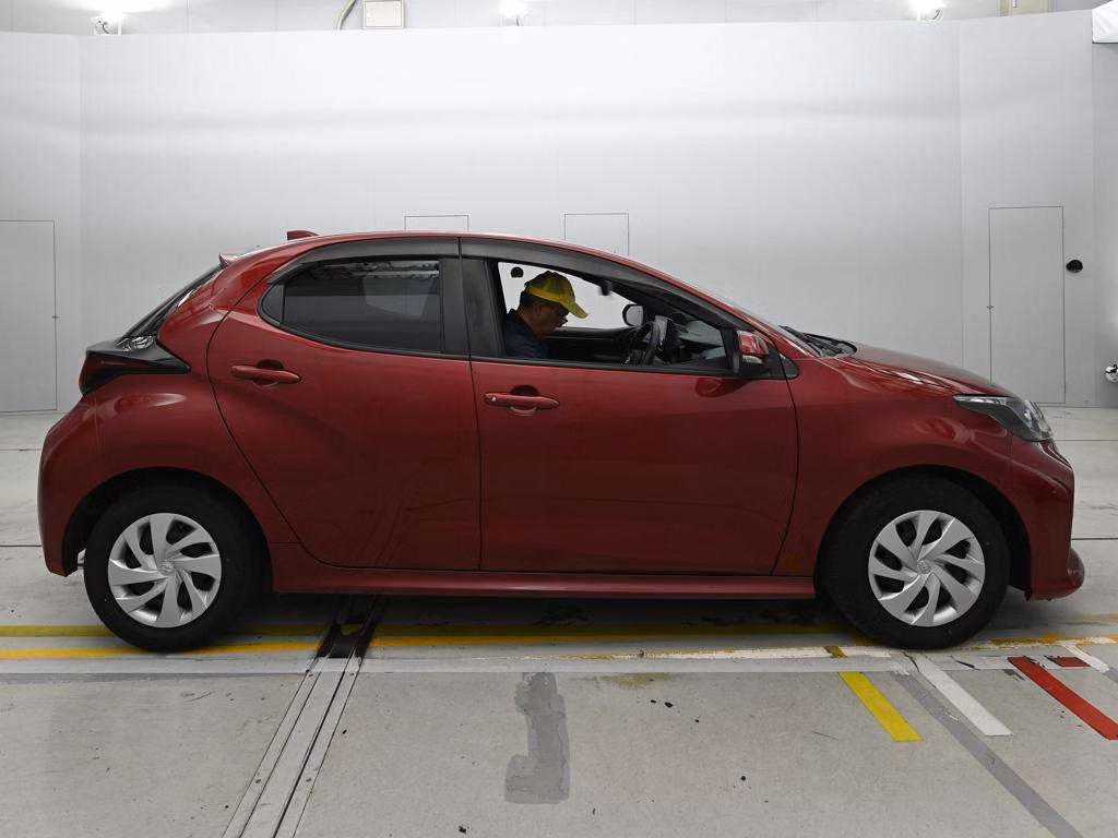 TOYOTA YARIS