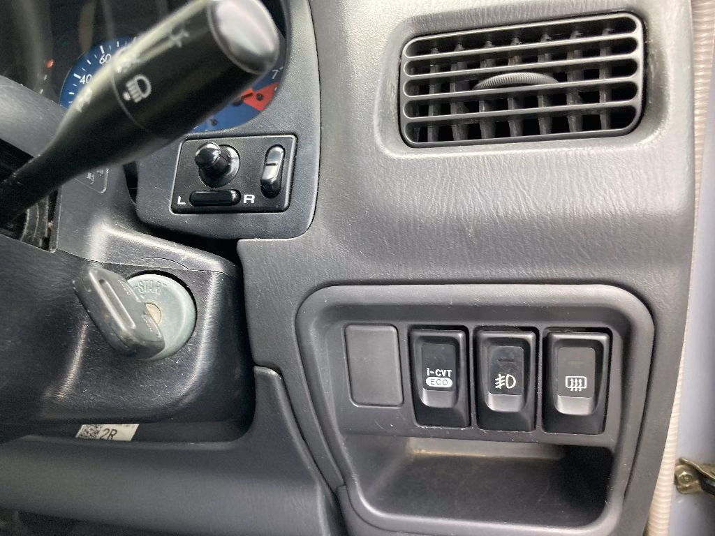 Subaru Pleo