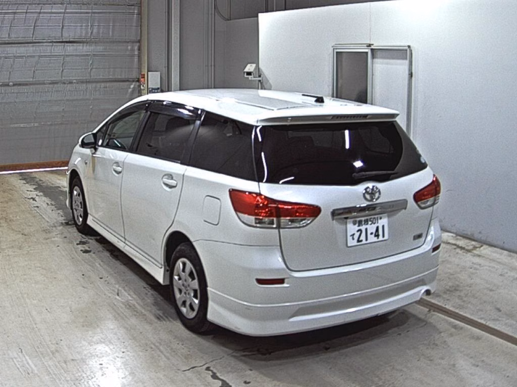 TOYOTA WISH