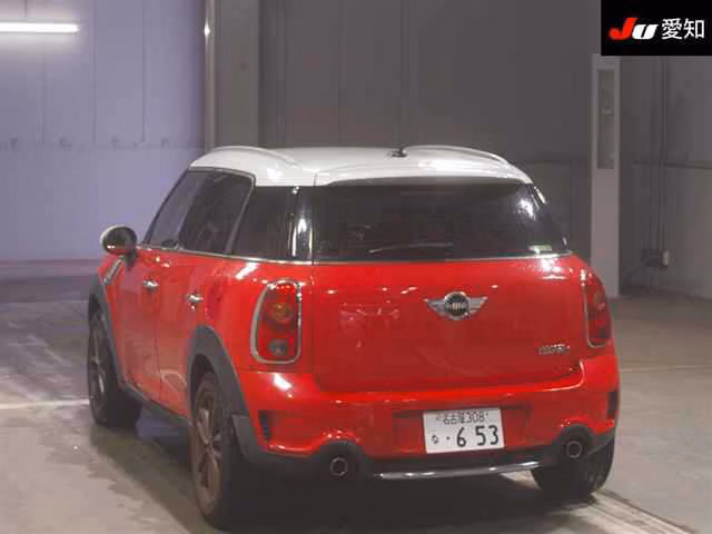 MINI CROSSOVER