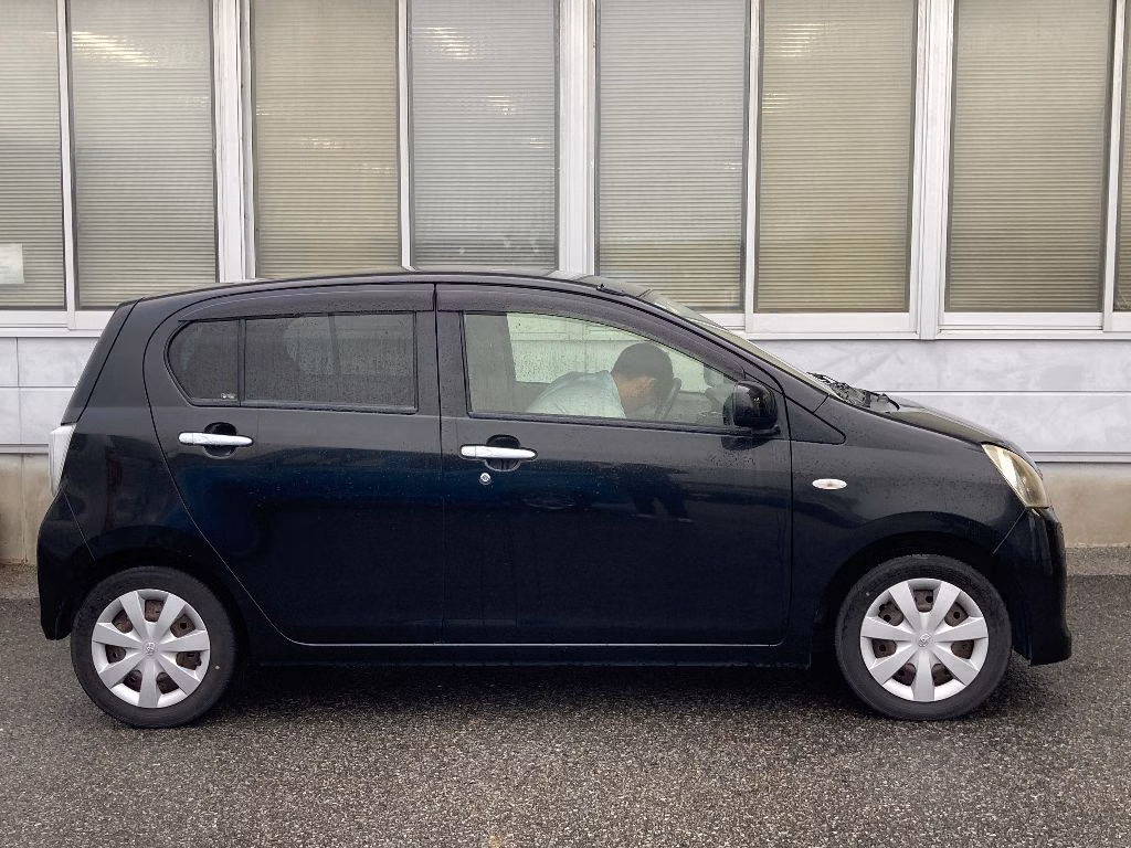 TOYOTA PIXIS EPOCH