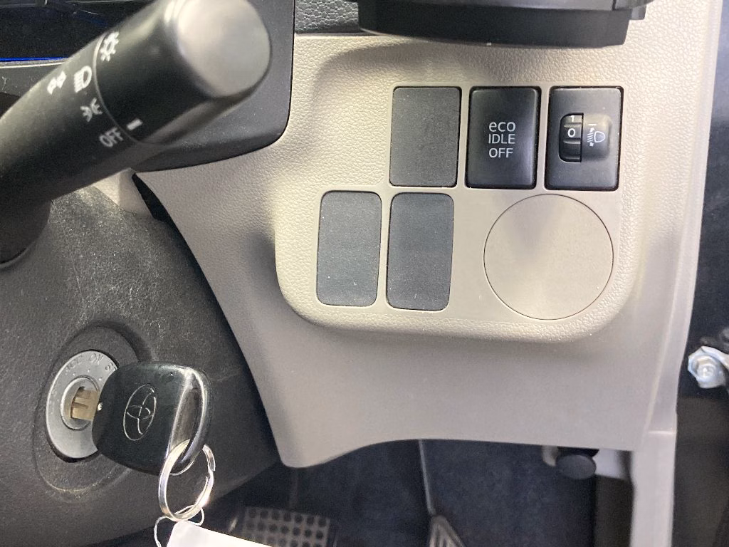 TOYOTA PIXIS EPOCH