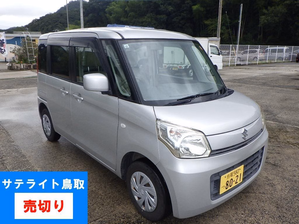 Suzuki Spacia
