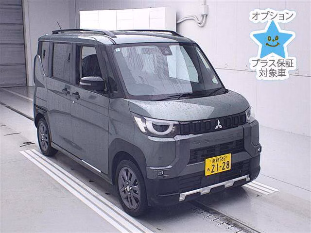 Mitsubishi Delica Mini