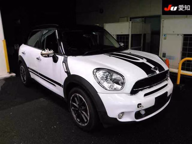 MINI CROSSOVER