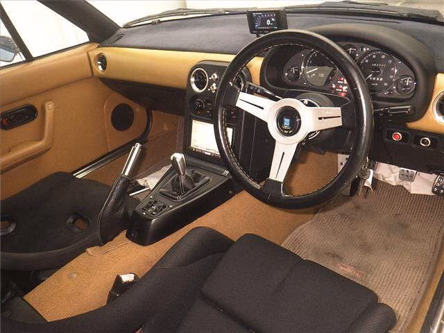 MAZDA ROADSTER