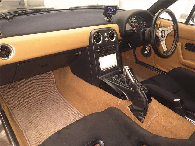 MAZDA ROADSTER