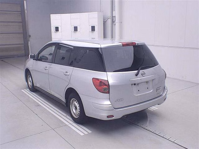 Nissan AD