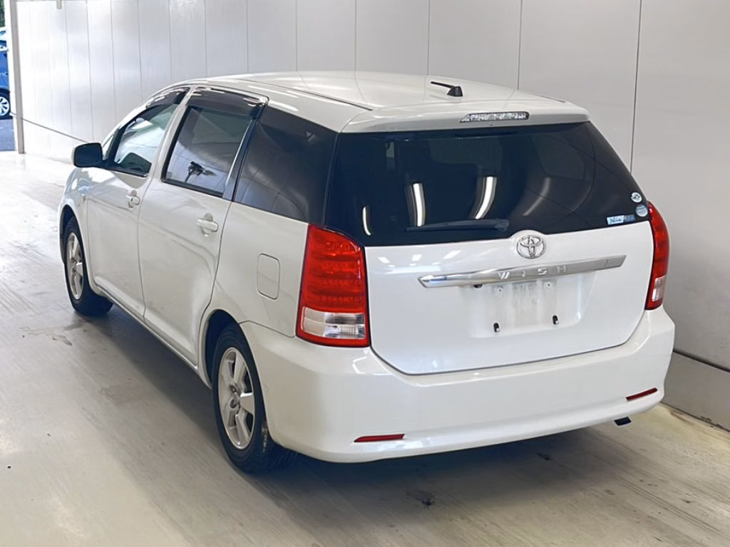 TOYOTA WISH